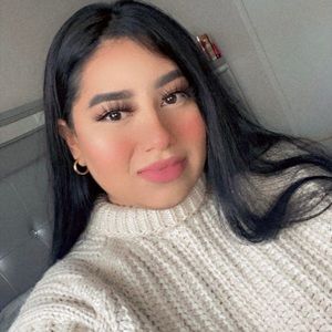 Meet your Posher, Fatima